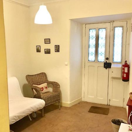 Flat In Historic Neighbourhood Apartment Lisbon Bagian luar foto